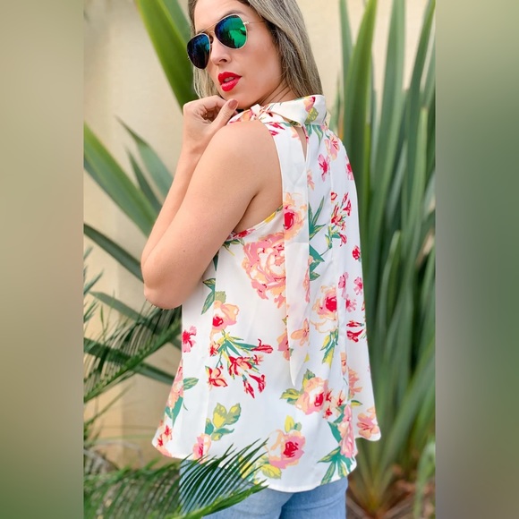 Floral Printed Self-tie Neck Sleeveless Blouse | White Multi - Picture 3 of 6